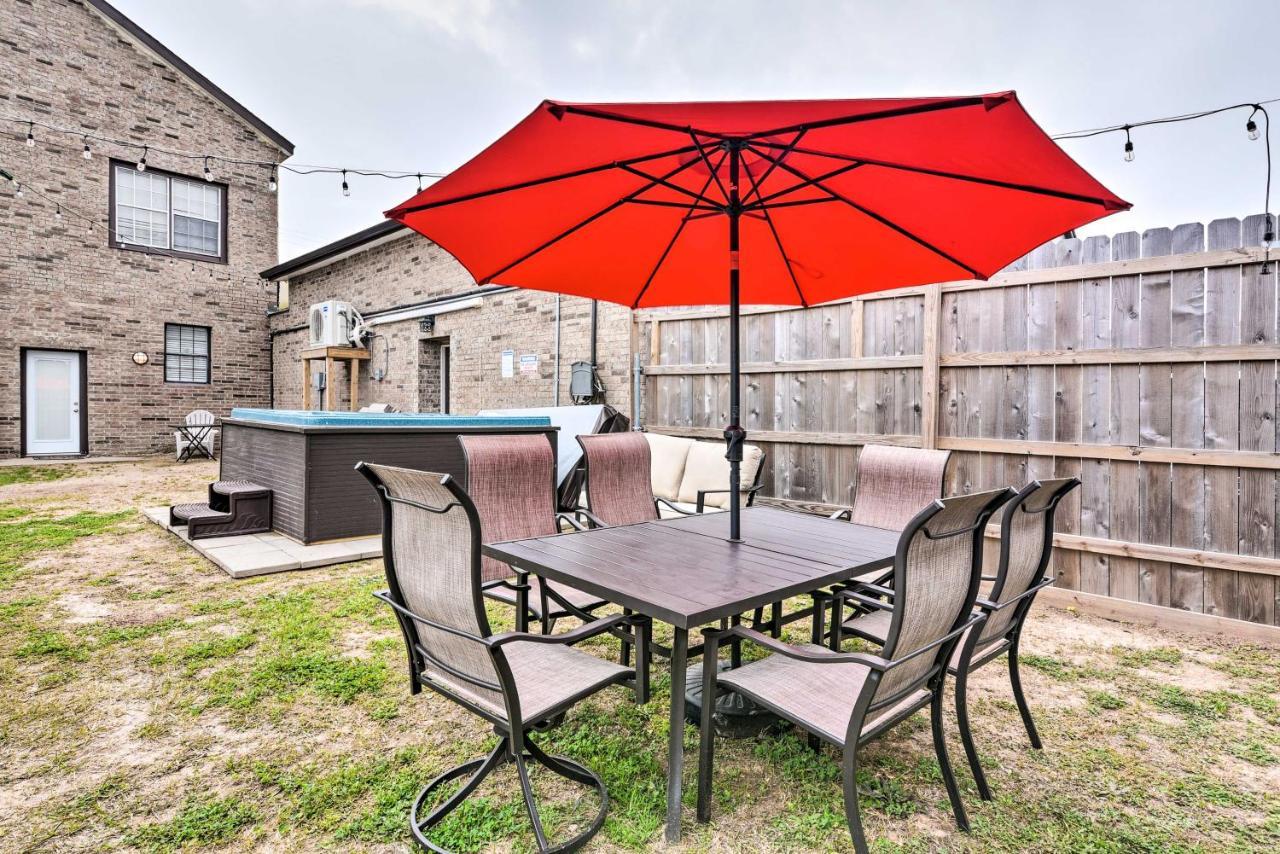 Cozy Galveston Apartment - Walk To Beach And Dining Exteriér fotografie